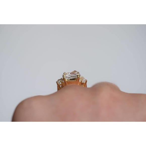 Size 6 Gold Engagement Ring, 14k Solid Gold, Three Stone Wedding Ring Ro… - Picture 2 of 5